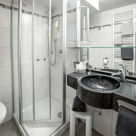 Spitzberg Garni Отель 3*