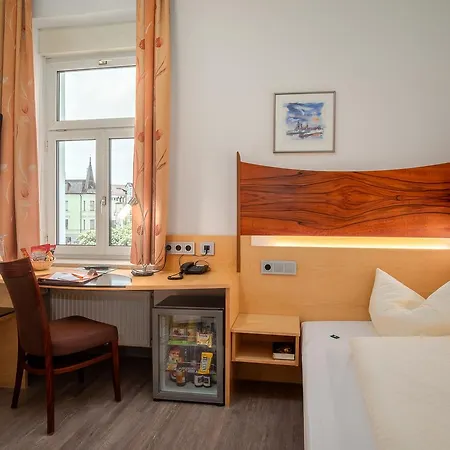 Spitzberg Garni 3* Пассау