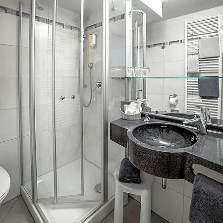 Spitzberg Garni 3*