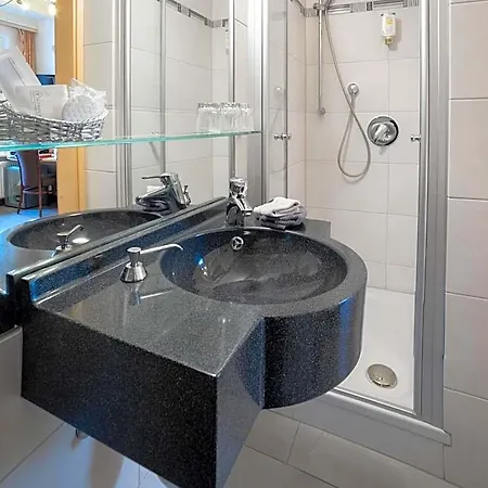 Spitzberg Garni 3*